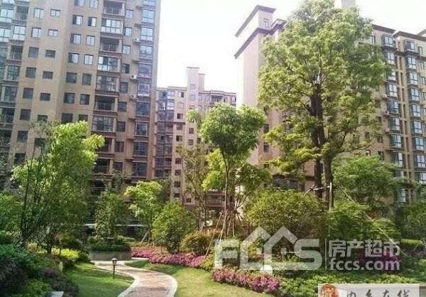 內(nèi)鄉(xiāng)左岸皇朝最新動態(tài)，時尚潮流引領(lǐng)者的新地標(biāo)揭秘