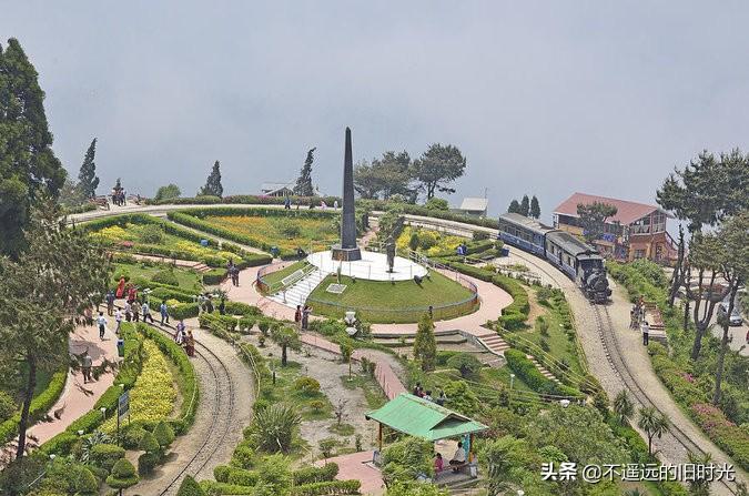 迷你世界最新版刷鐵軌，自然美景探險之旅啟動！